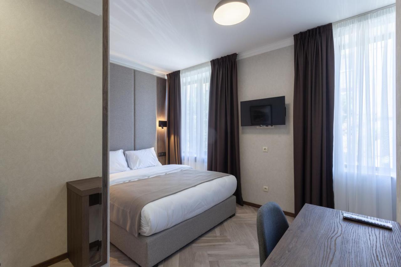 Hotel Old Wall Тбілісі Екстер'єр фото
